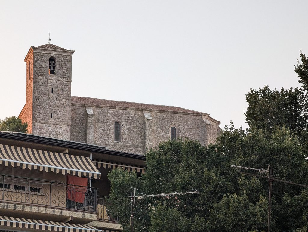 Picture of the Iglesia de San Pedro Apóstol in Los Santos de la Humosa.